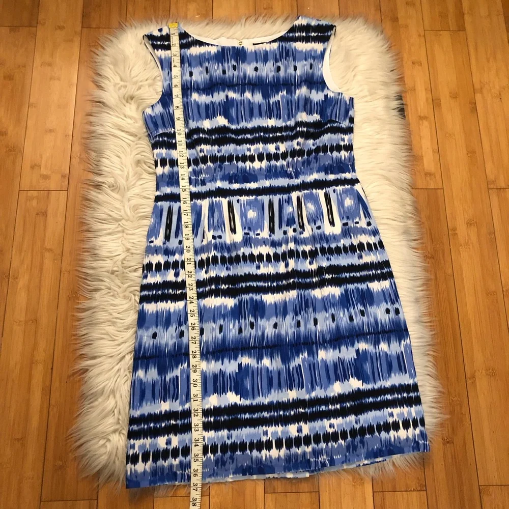 Tahari Linen Blend Tie Dye Ikat Prints Blue White Sleeveless Sheath Dress size 8 - Picture 15 of 16